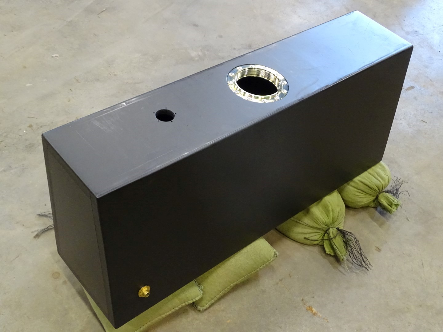 Half track Brand New Fuel tanks - Image 8