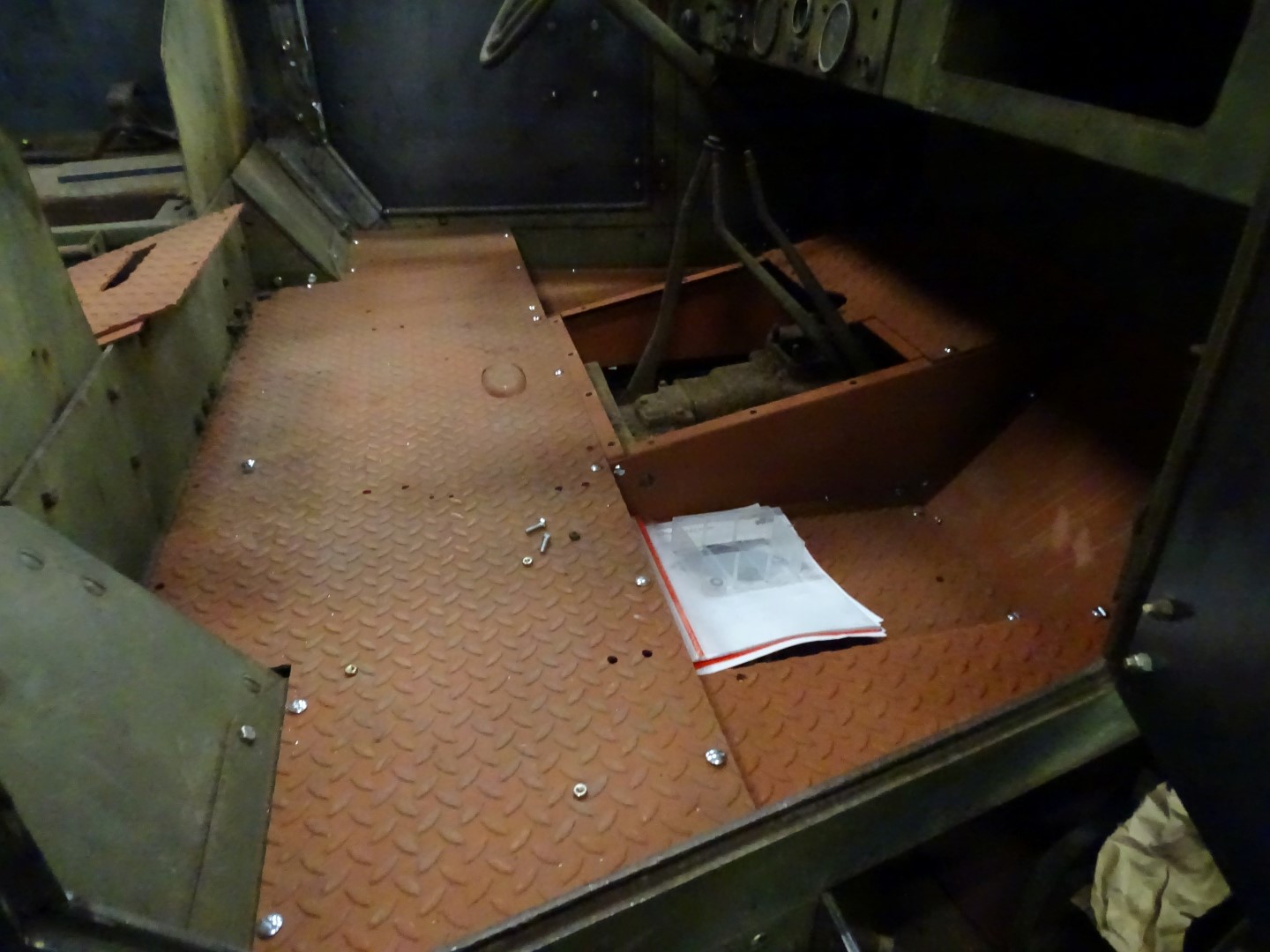 Halftrack International Drivers compartment - Image 6